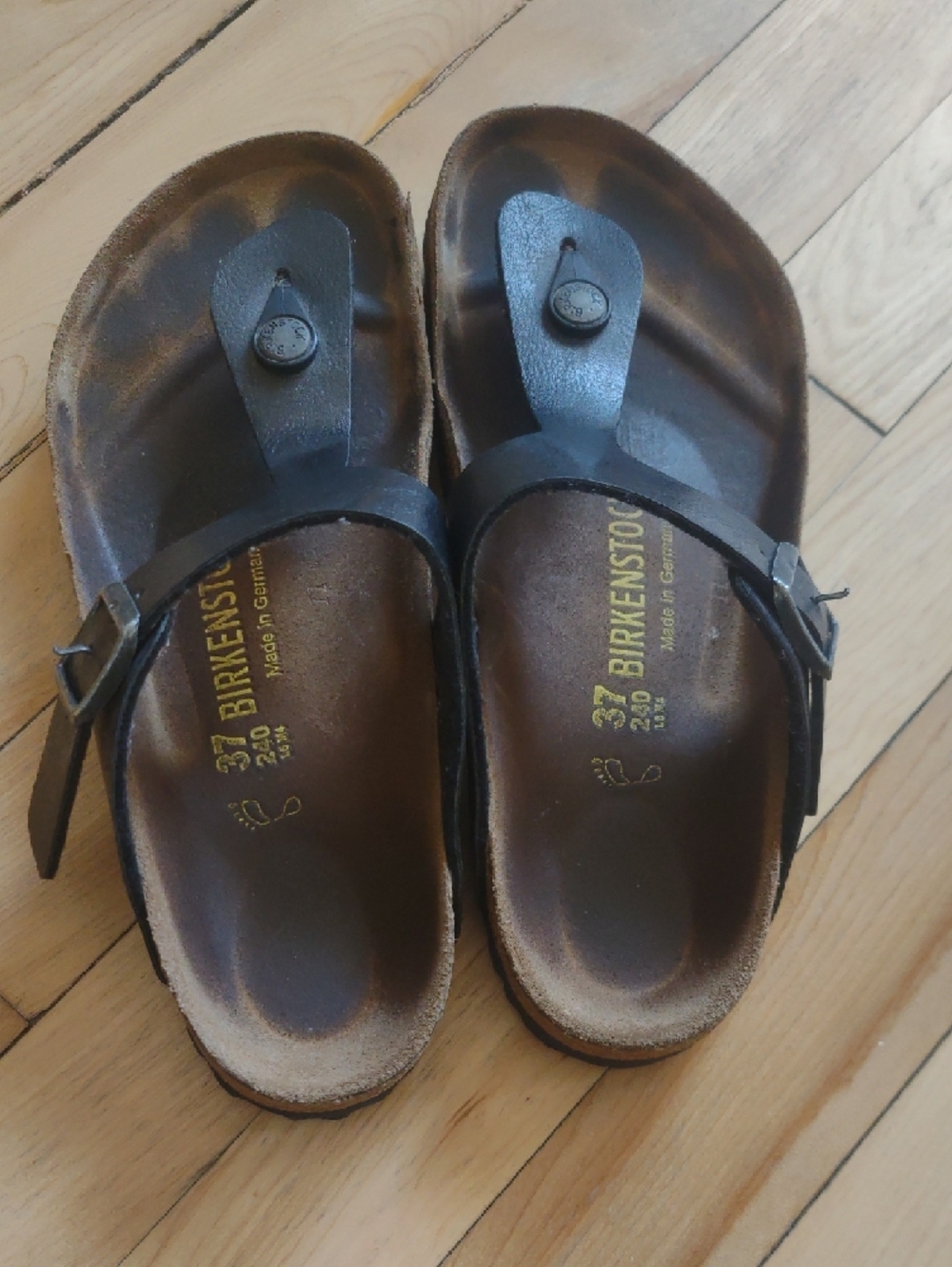 Birkenstock Black Kids Toe-Post Sandals with Buckle - Picture 9 of 11